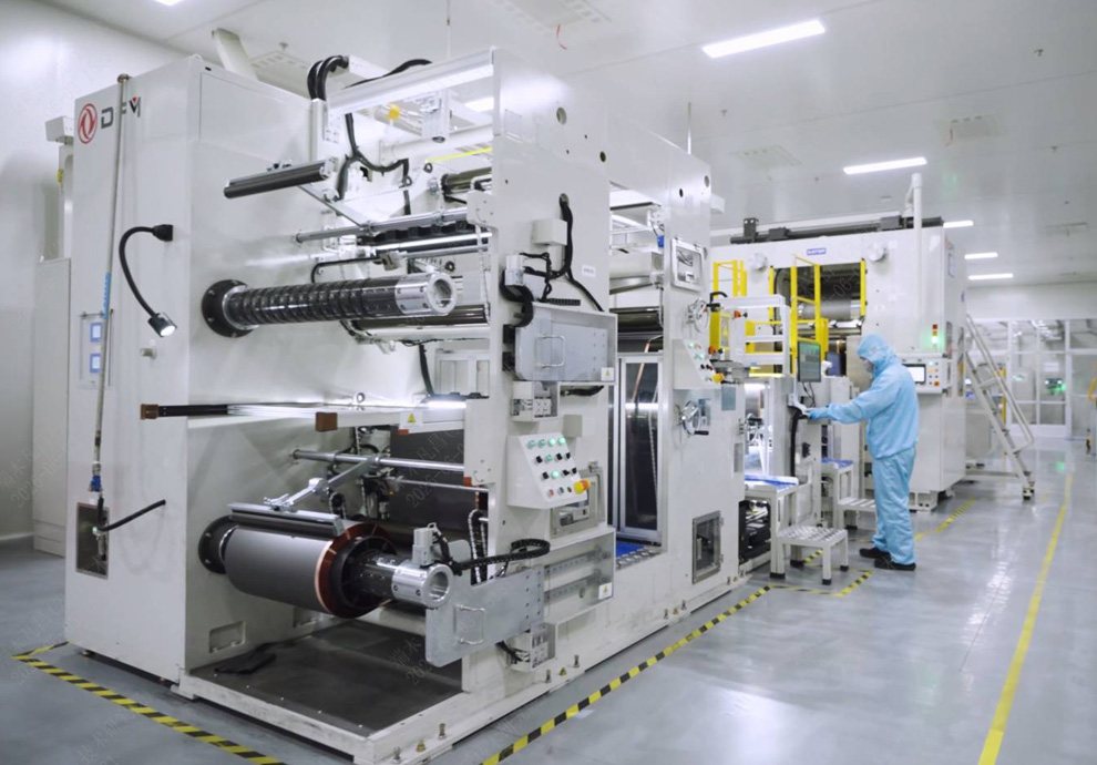 Dongfeng's solid-state battery pilot production line, now operational. Image: Hubei Daily