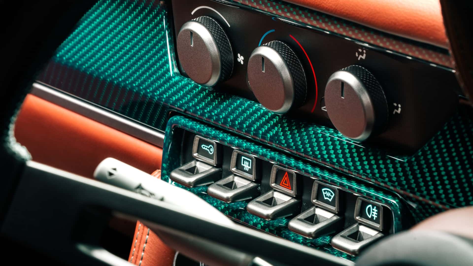 Титанові елементи у Ford Escort Mk1 RS 2026
