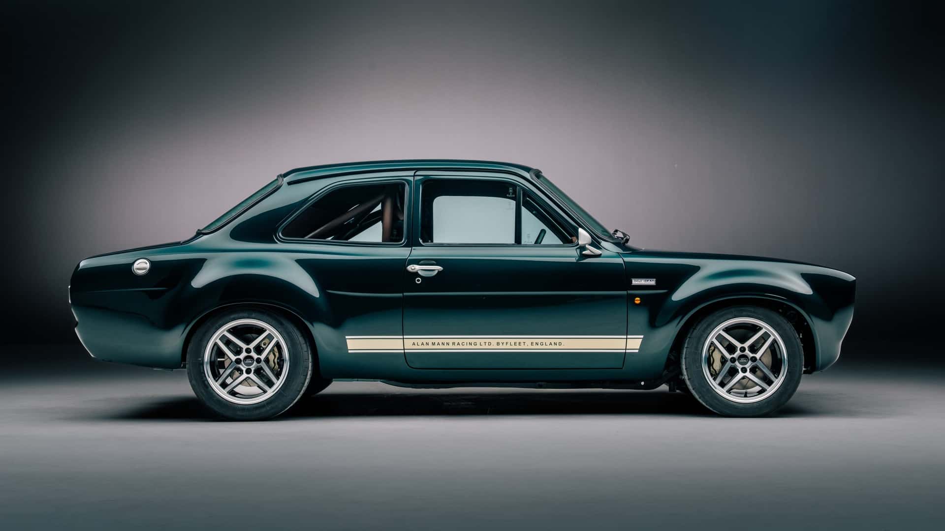 Оновлений дизайн Ford Escort Mk1 RS 2026