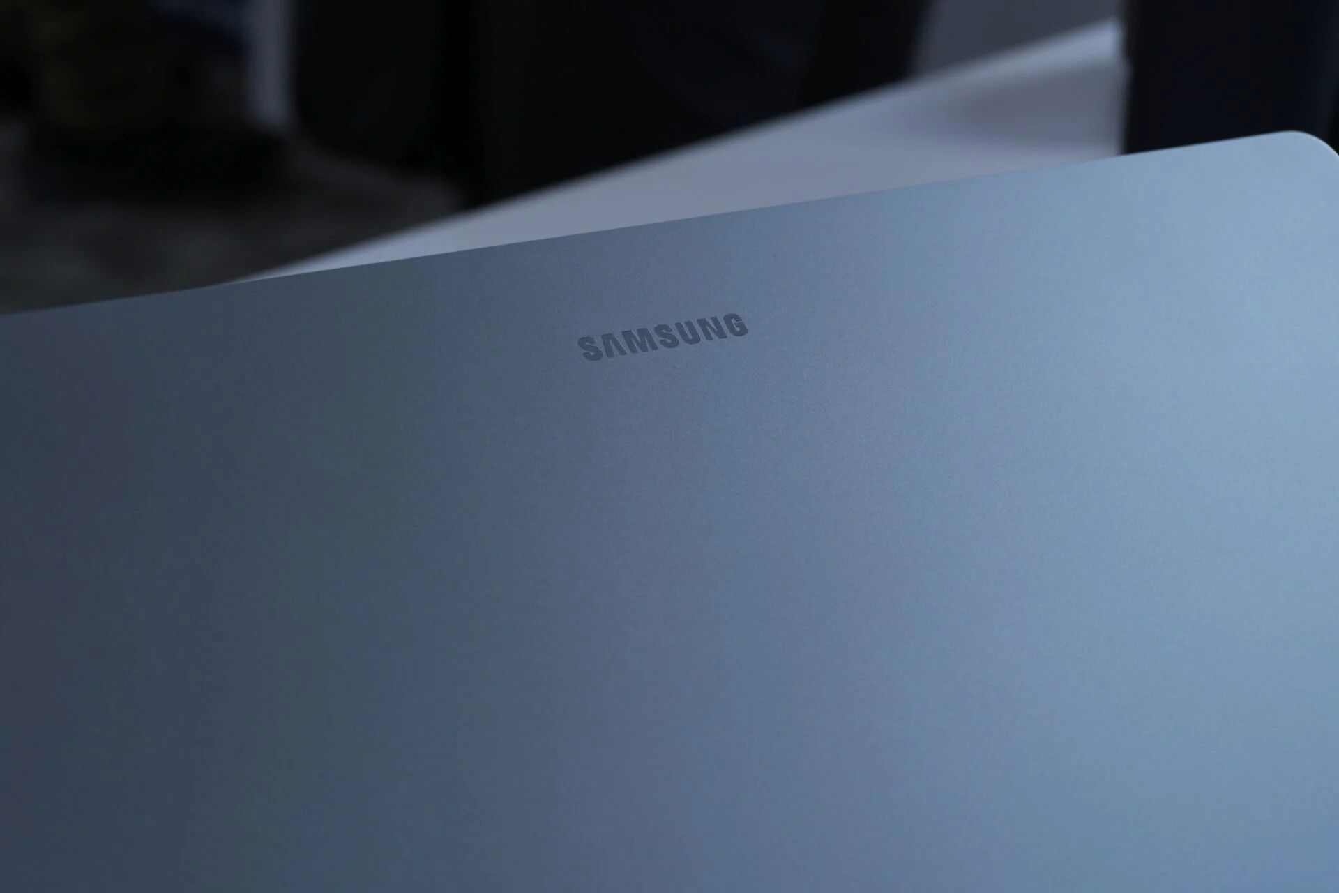 Galaxy Book 6 open lid