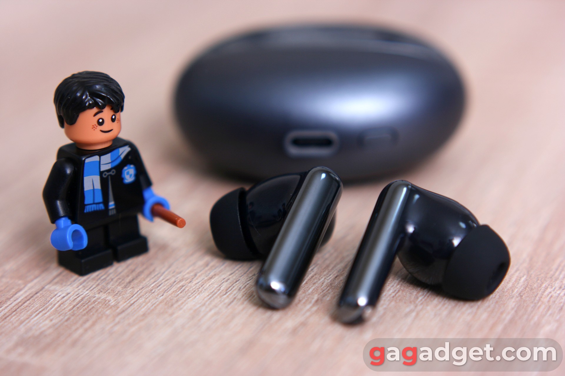 Haylou FlowBuds N55 headphones in use