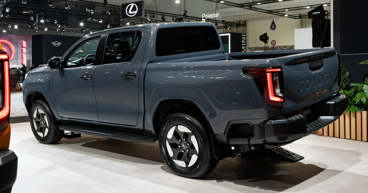 Toyota Hilux 2026 - electric car rear view