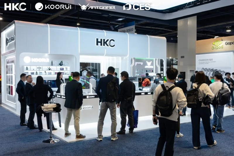 HKC 8K Creator MNT monitor at CES 2026