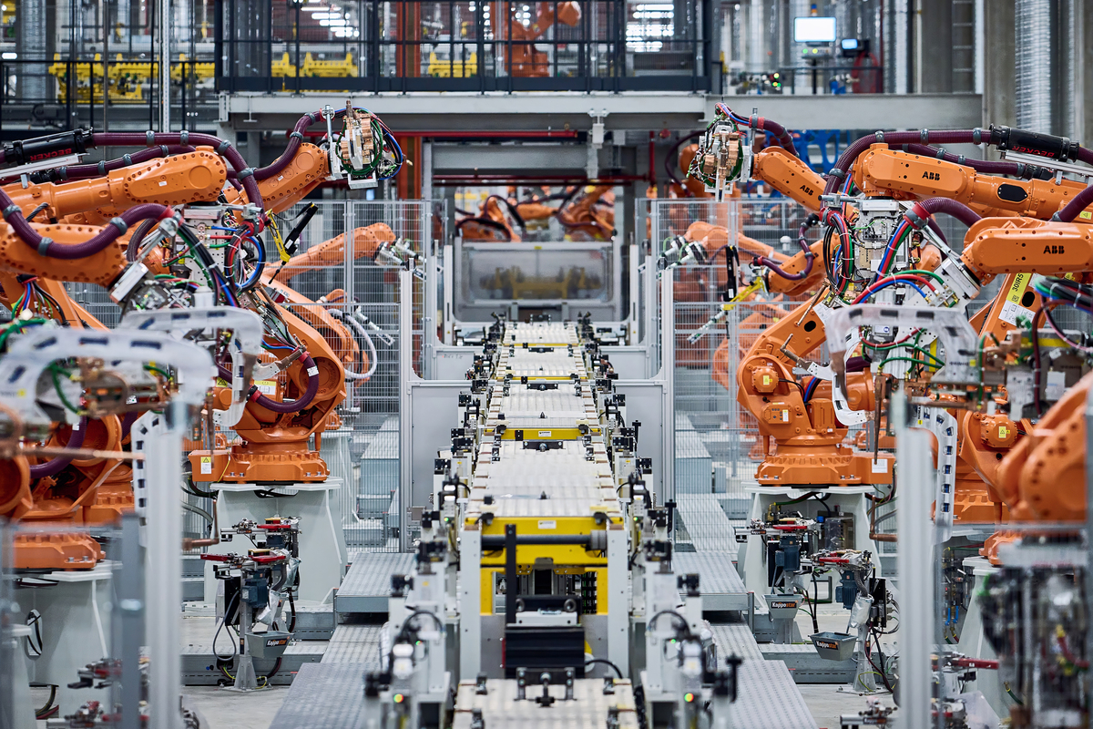 BMW i3 assembly line