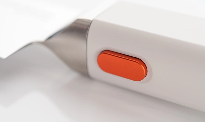Ultrasonic Kitchen Knife C200 Ultrasonic by Seattle Ultrasonics