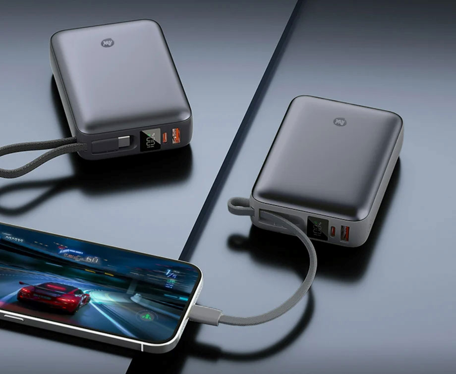 itel Zeno power bank model with inbuilt USB-C cable