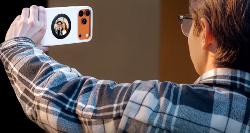 Чехол Selfix с дисплеем