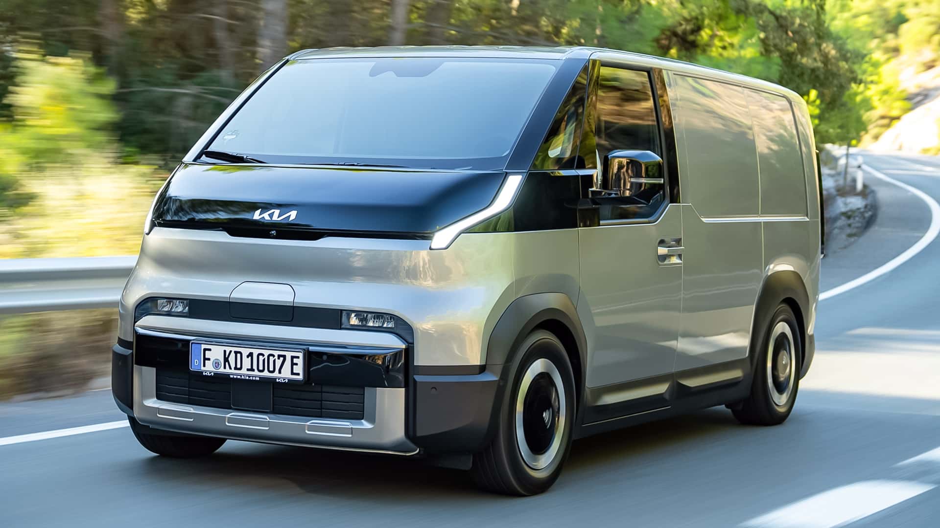 Электрический минивэн Kia PV5 WAV