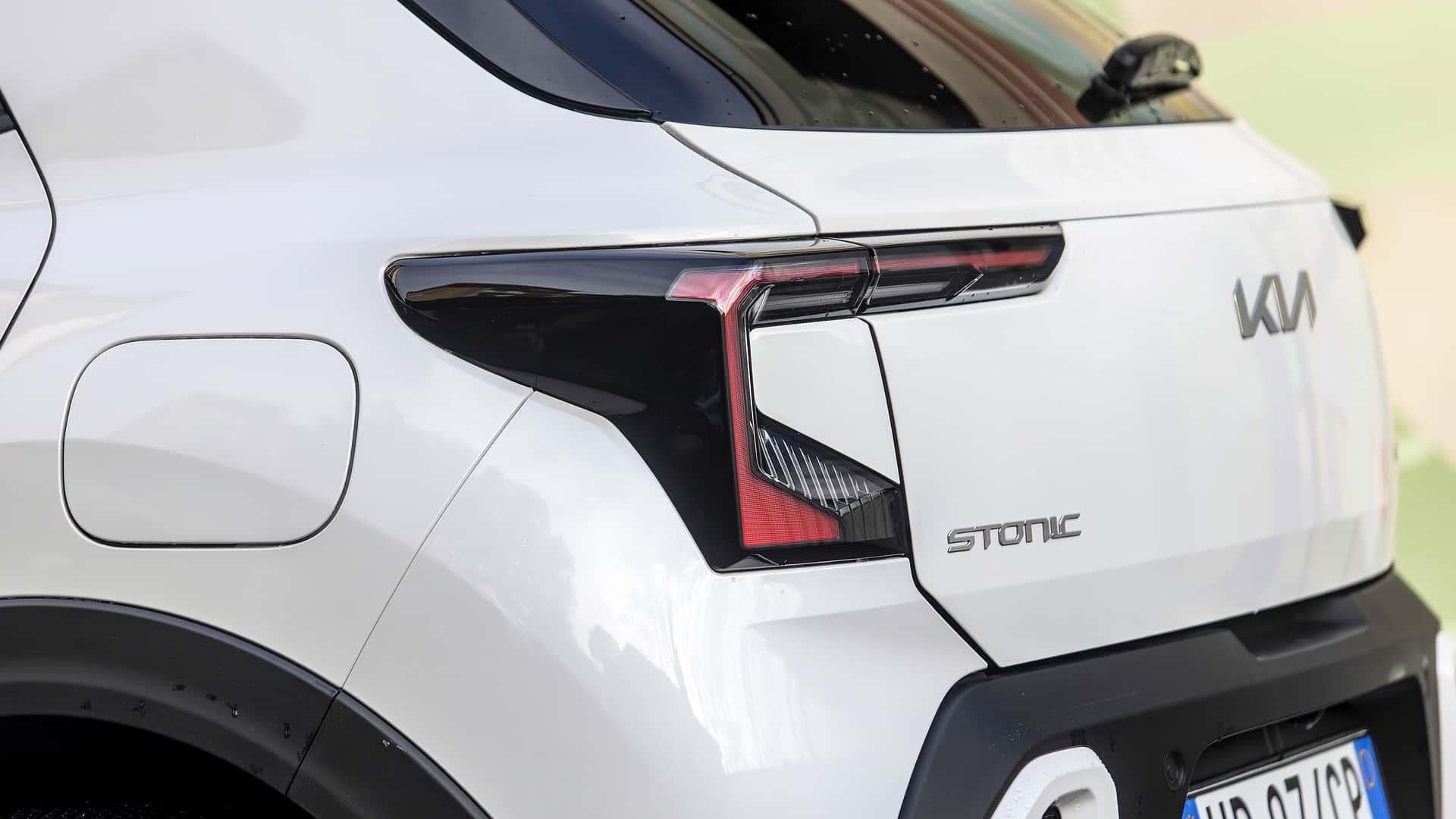 Зовнішній вигляд Kia Stonic 2026 - фото 11