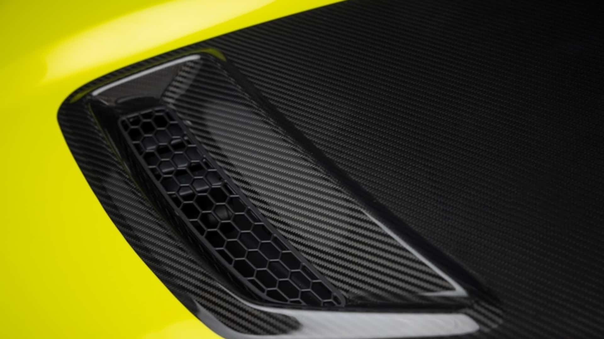Lamborghini Urus SE Performante вид сзади справа