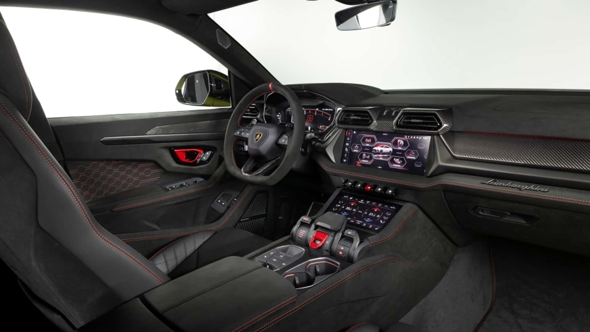 Lamborghini Urus SE Performante режим гравий