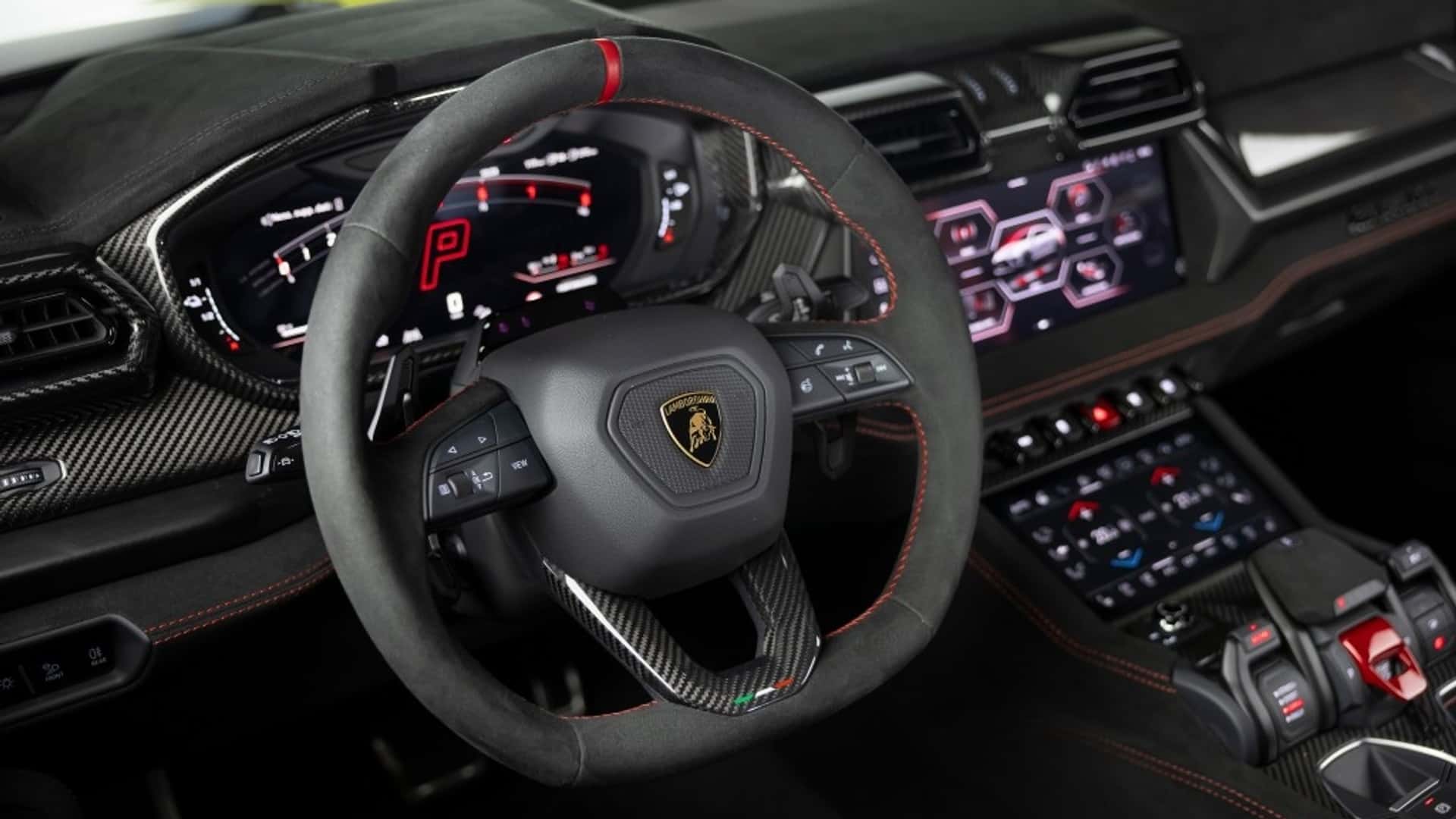Lamborghini Urus SE Performante подвесная система AURA