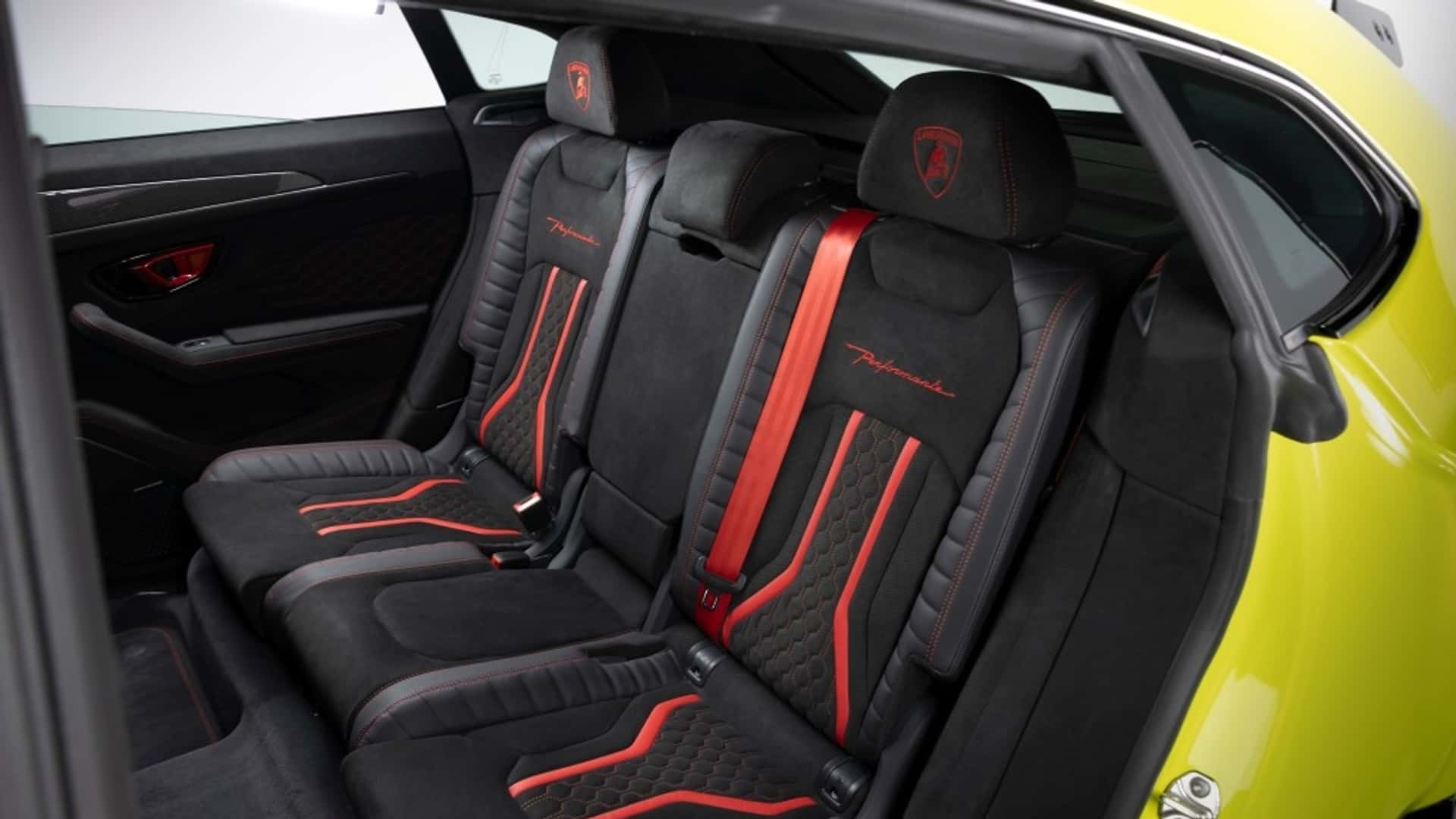 Lamborghini Urus SE Performante современный дизайн
