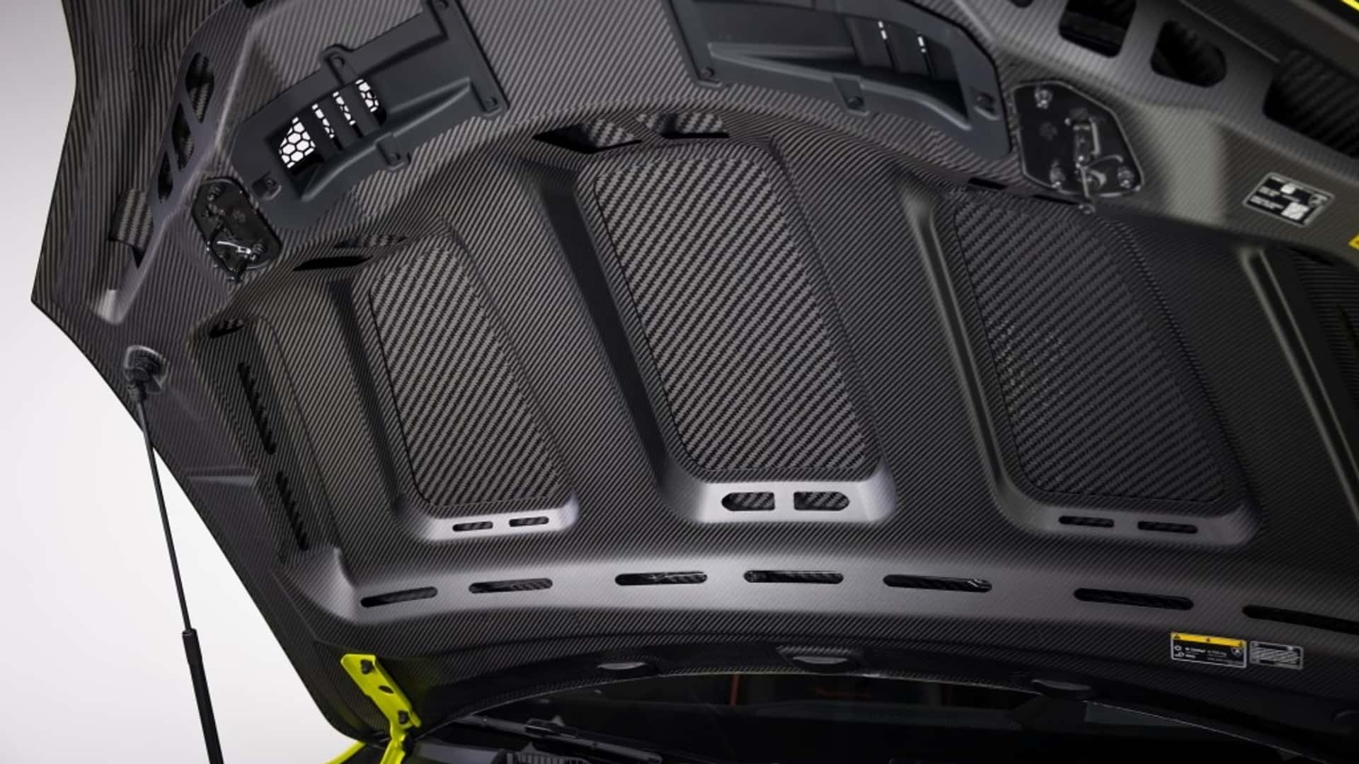 Lamborghini Urus SE Performante аэродинамический спойлер