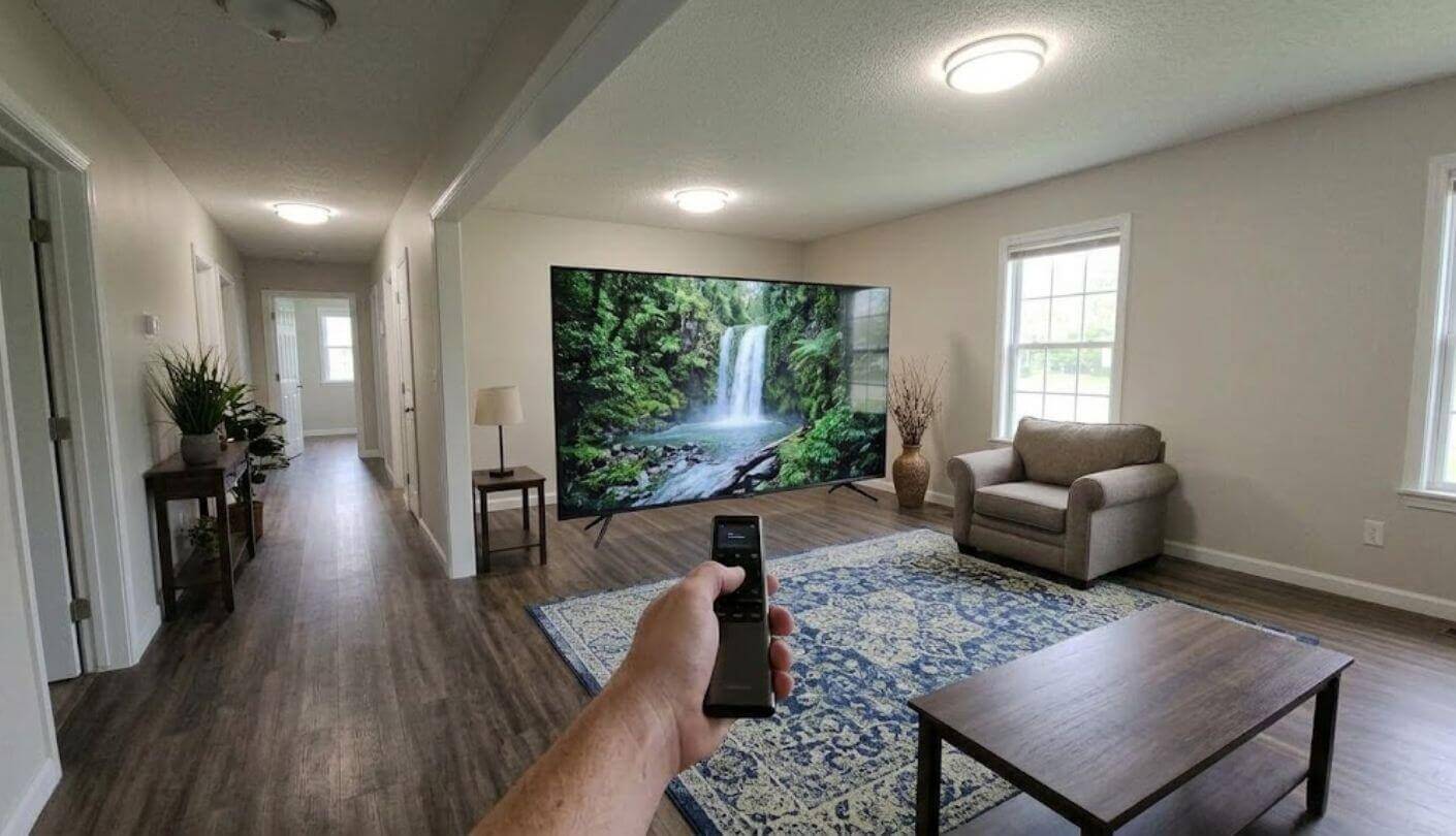 best 85 inch TV under 1000