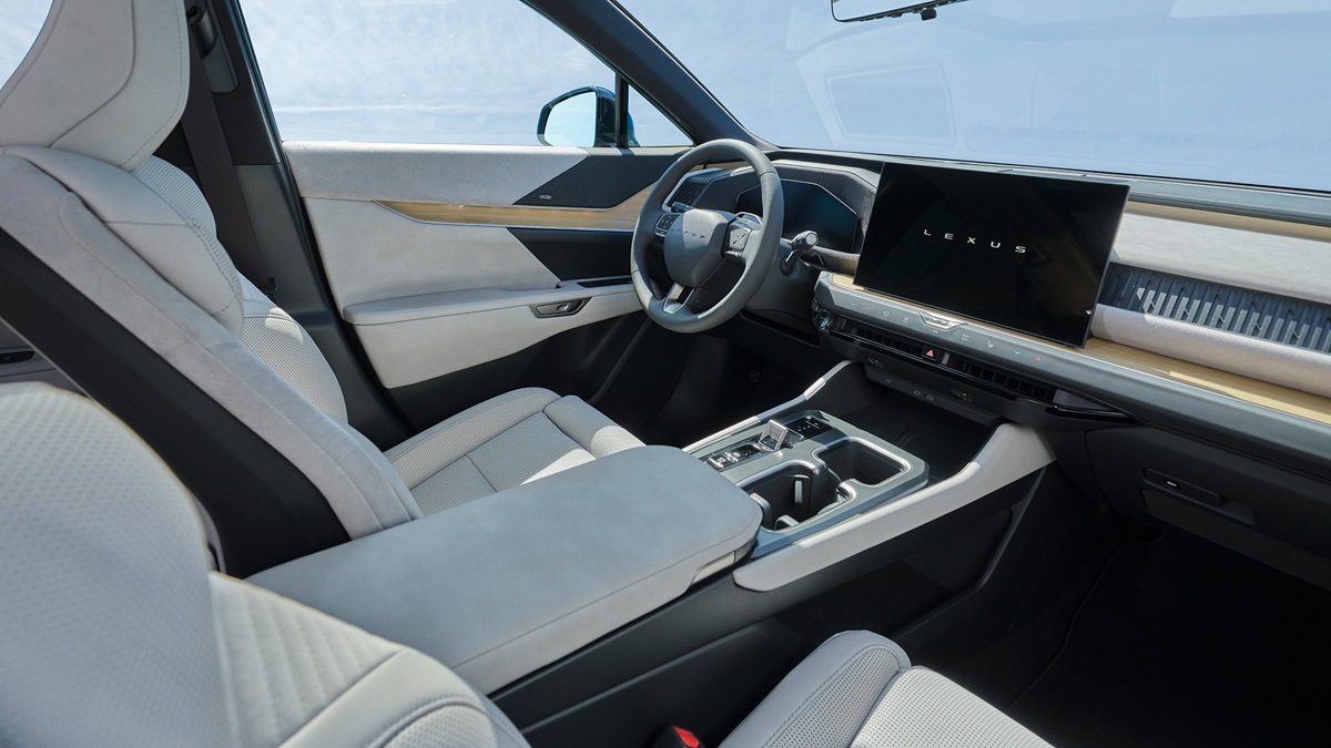 Intérieur du Lexus TZ. Photo : Toyota