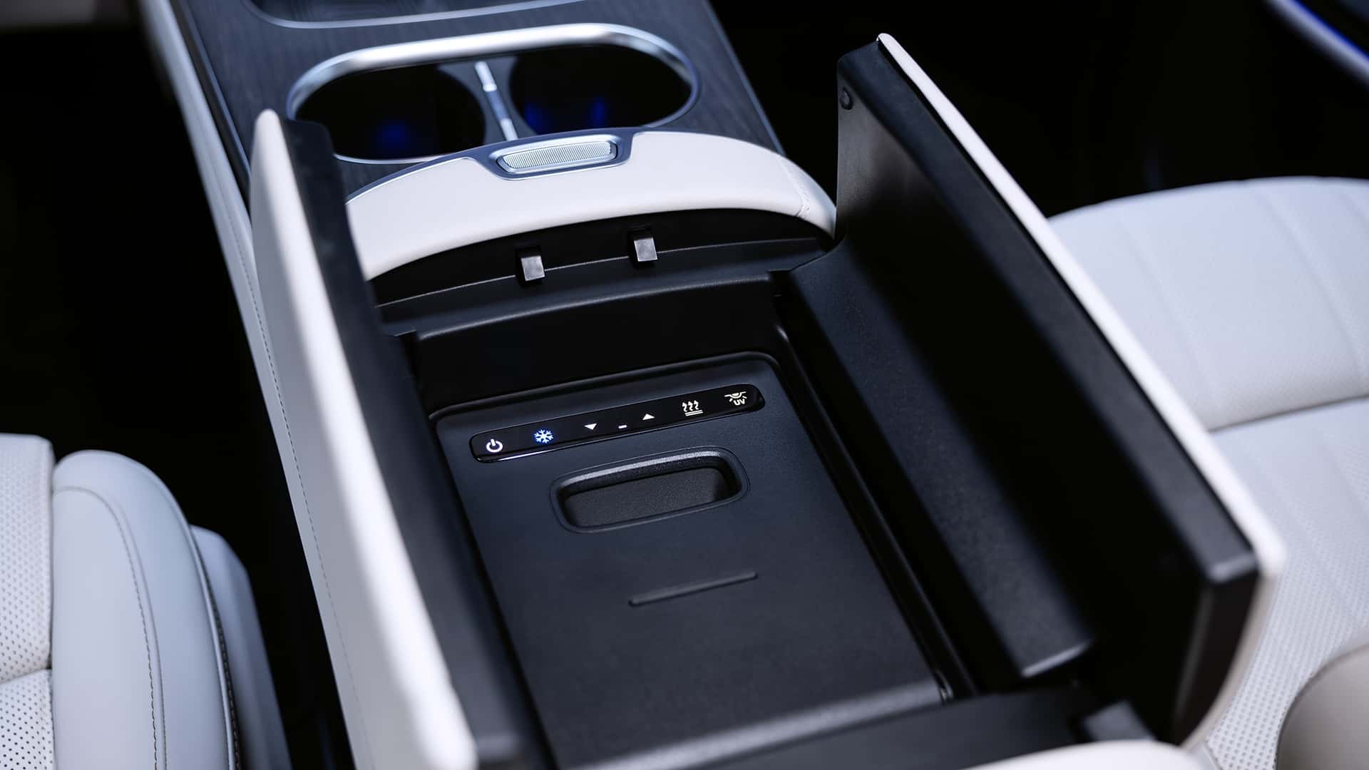 Mercedes VLE 300 seating