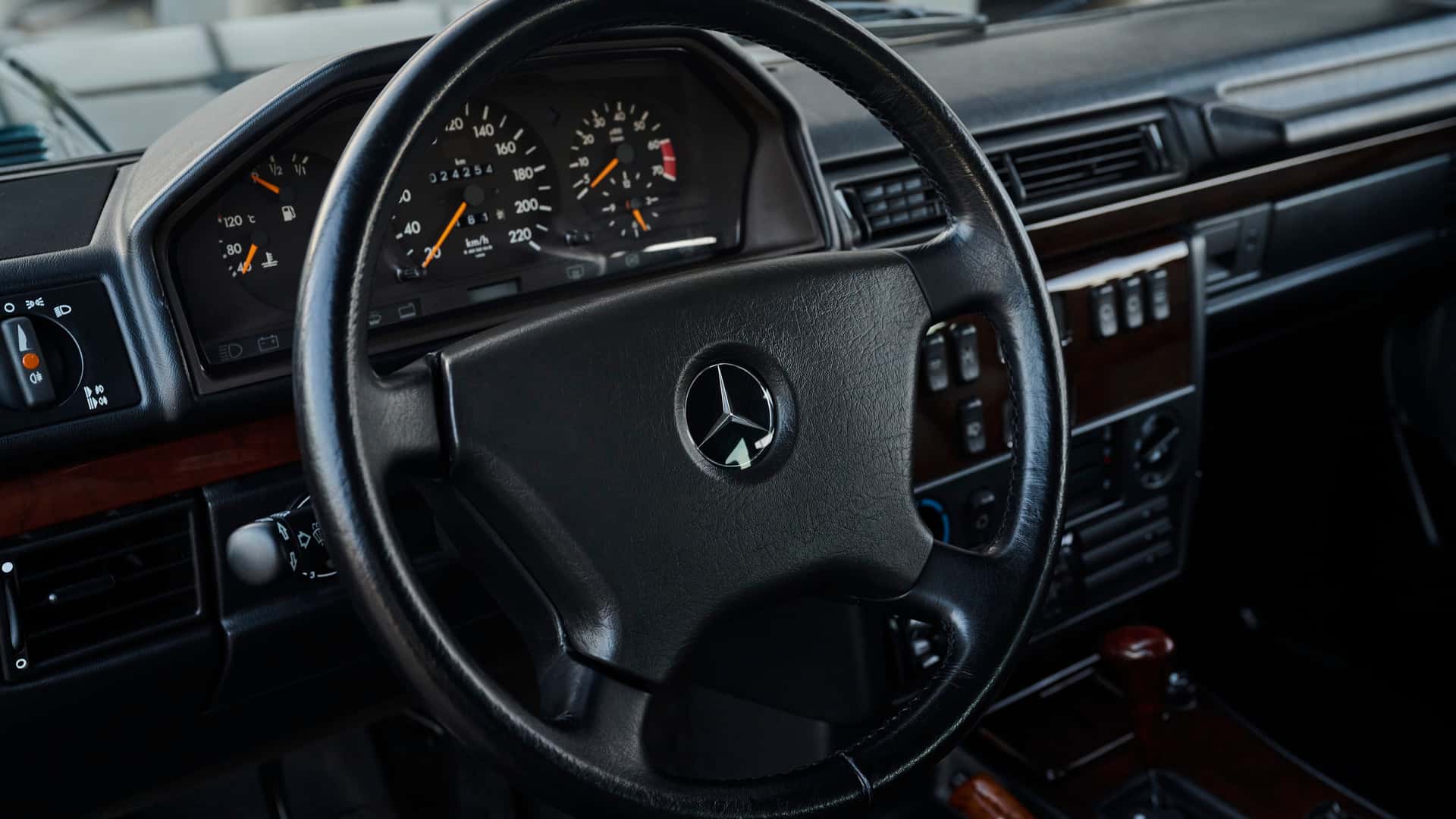 Mercedes-Benz G 500 GE V8 AMG изображение 23