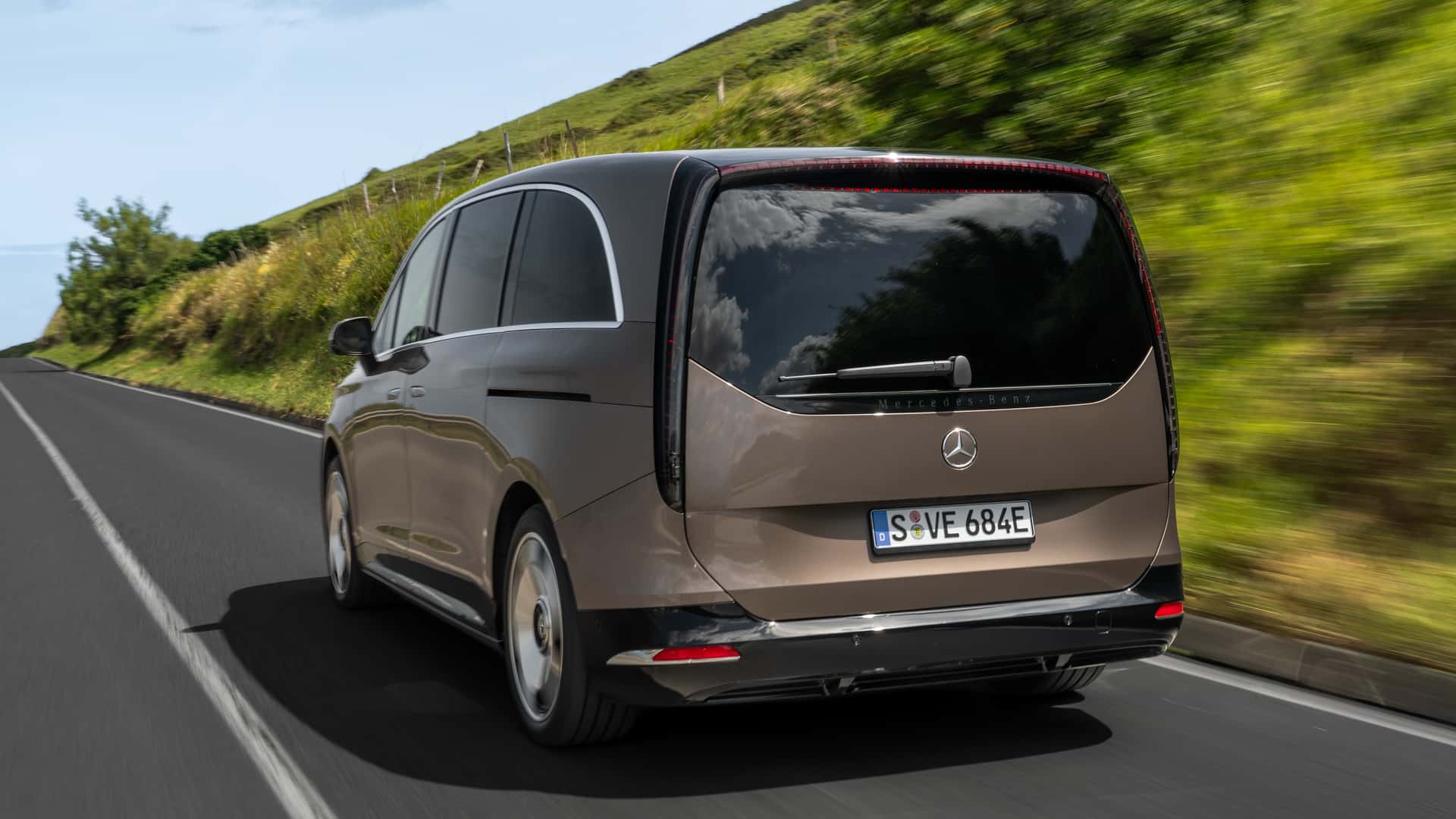 Mercedes VLE 2026 dynamic design