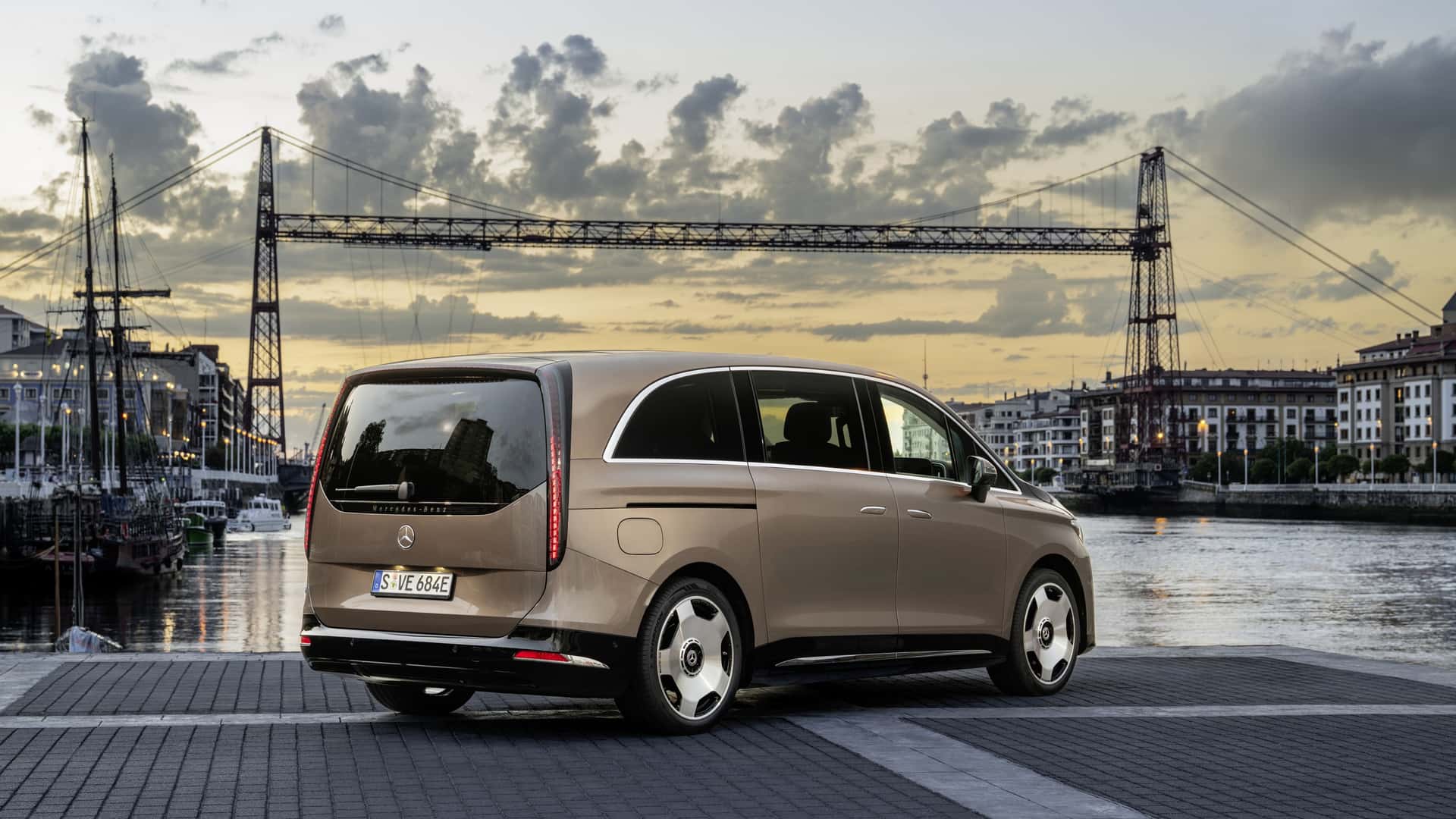 Комфортные сиденья Mercedes VLE 300