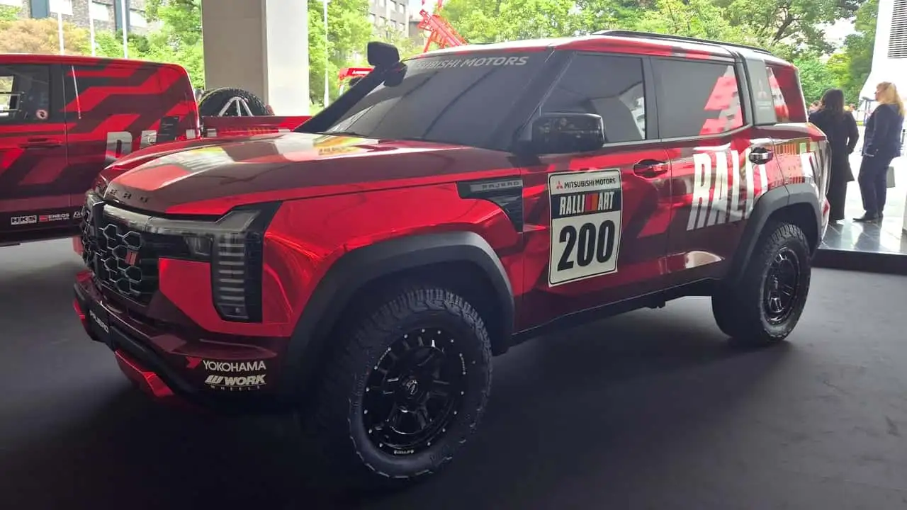 Mitsubishi Pajero Sport Ralliart Concept, защитные пластины