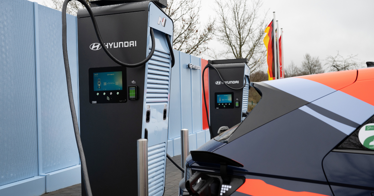 Hyundai N Hyper Charger на трассе Нюрбургринг