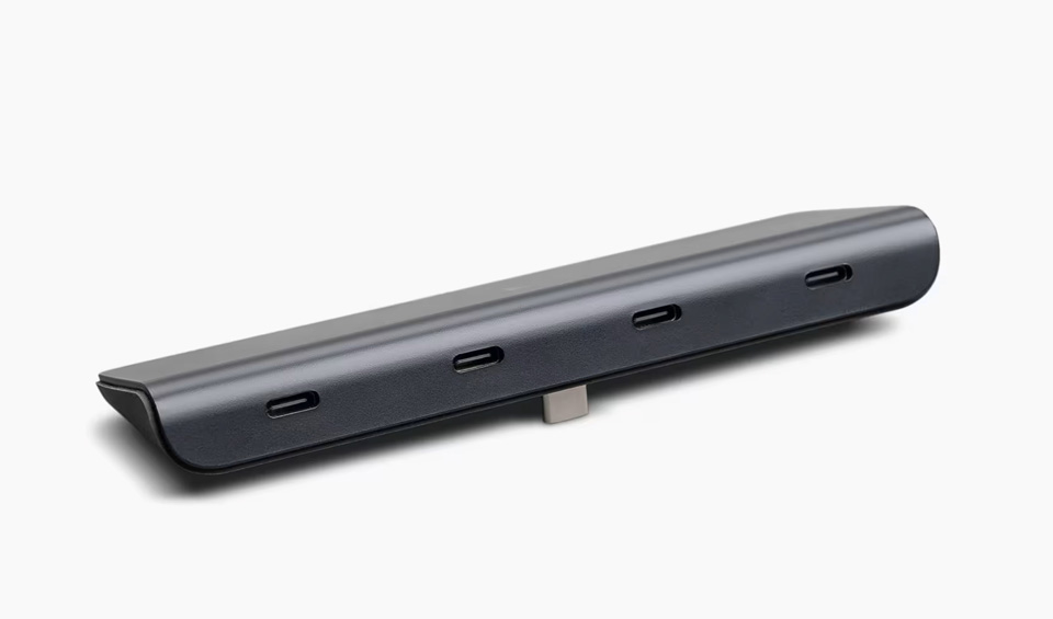 Model 3 Y 4-in-1 USB-C Hub фото 1