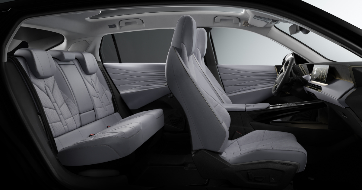 DS N°7 interior with Nappa leather Gris-Céleste