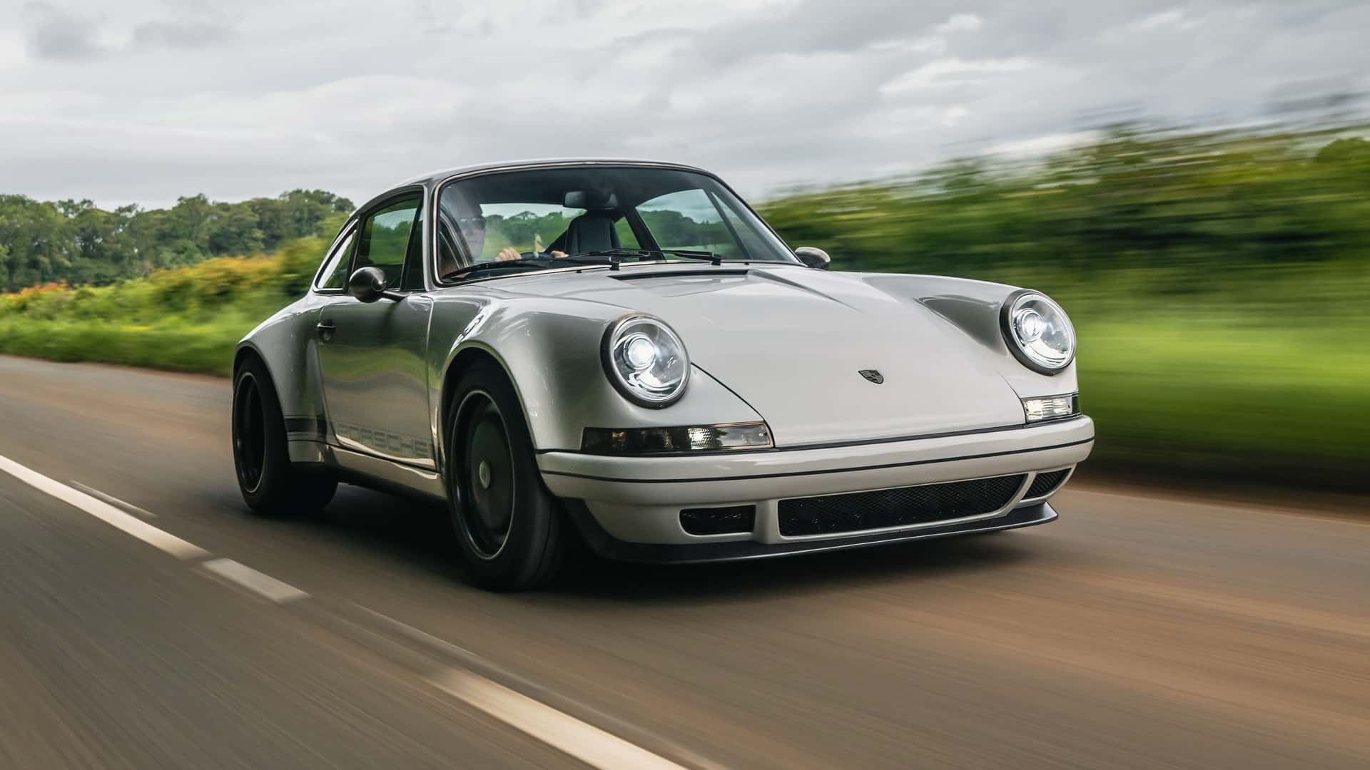 Легкий вес Porsche 911 от Theon Design