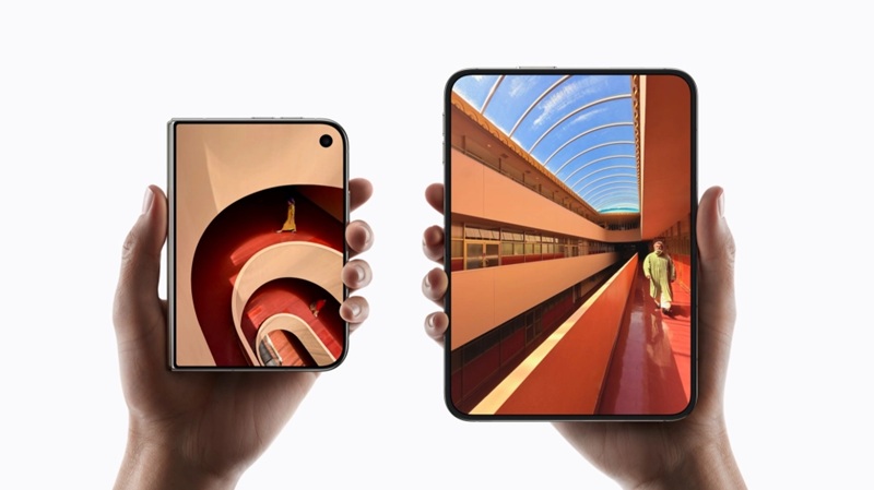 iPhone Duo в сложенном и разложенном виде