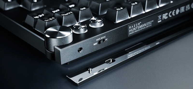 Razer Huntsman Signature Edition Main Image 3