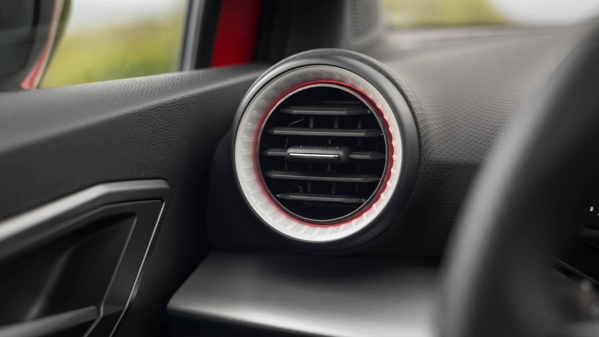 Seat Ibiza 2026 - Вид сбоку