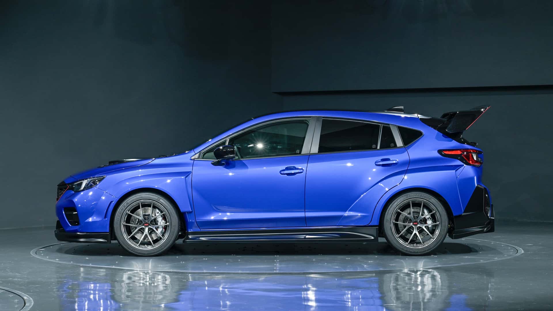 Концепт Subaru Performance-B STI 7