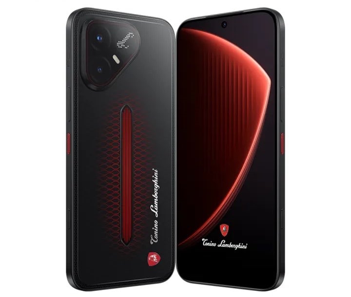 Смартфон Tecno Pova 8 Pro 5G в бічному вигляді