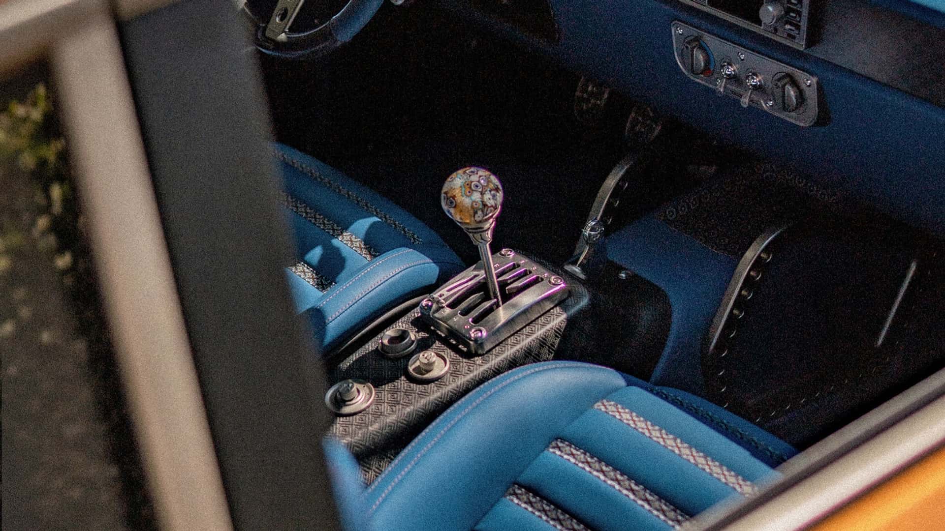 Totem Giulia Euforia передний план
