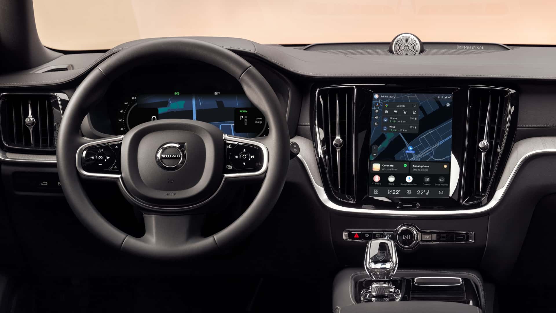Screen of the Volvo multimedia system